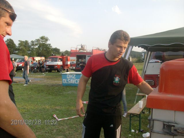 82011 021